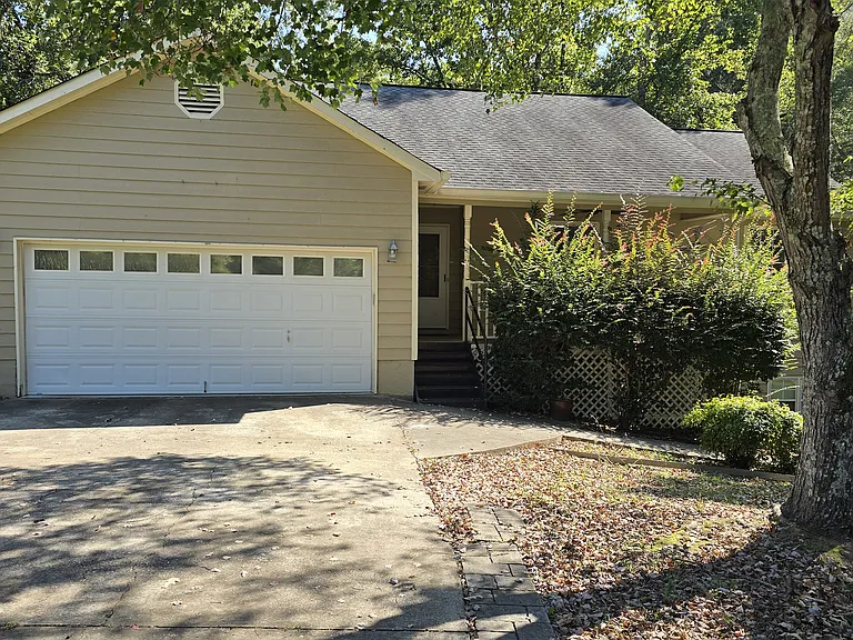 180 Pinewood Dr — Photo 15