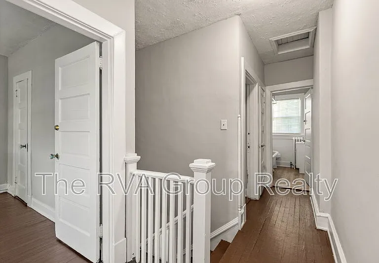 2611 Grayland Ave — Photo 24