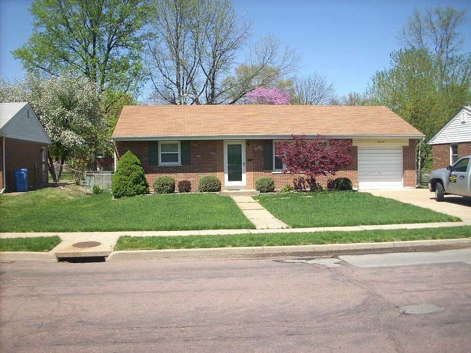 1st image of 2025 Saint Catherine St