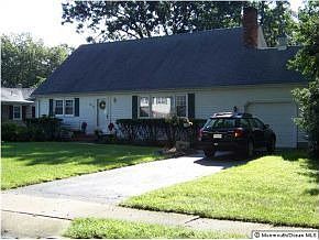 2nd image of 333 Twin Oaks Dr