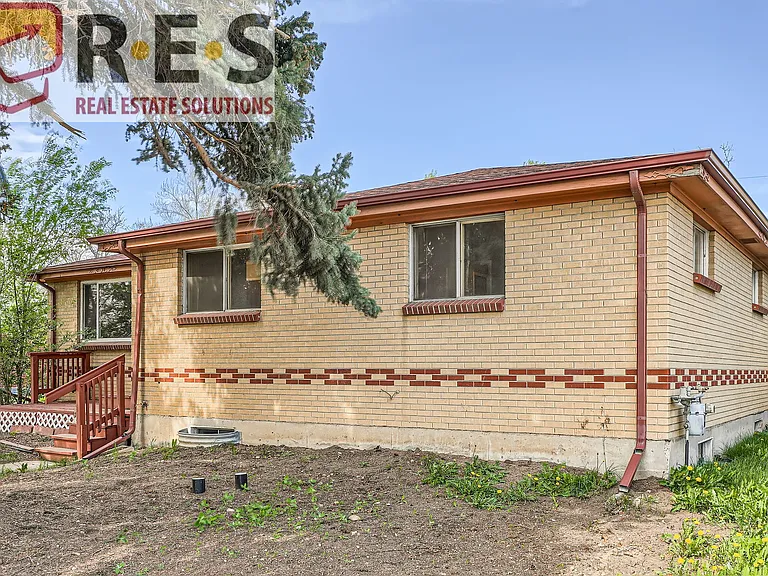 1225 S Ames St — Photo 4