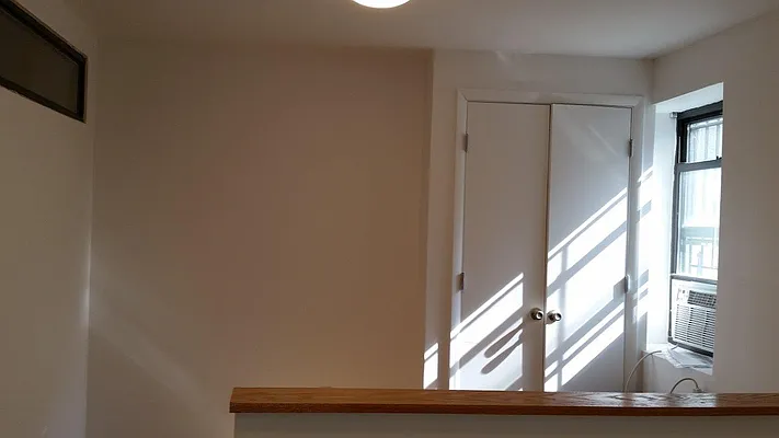 Rented by Brownstone Property Group | media 33