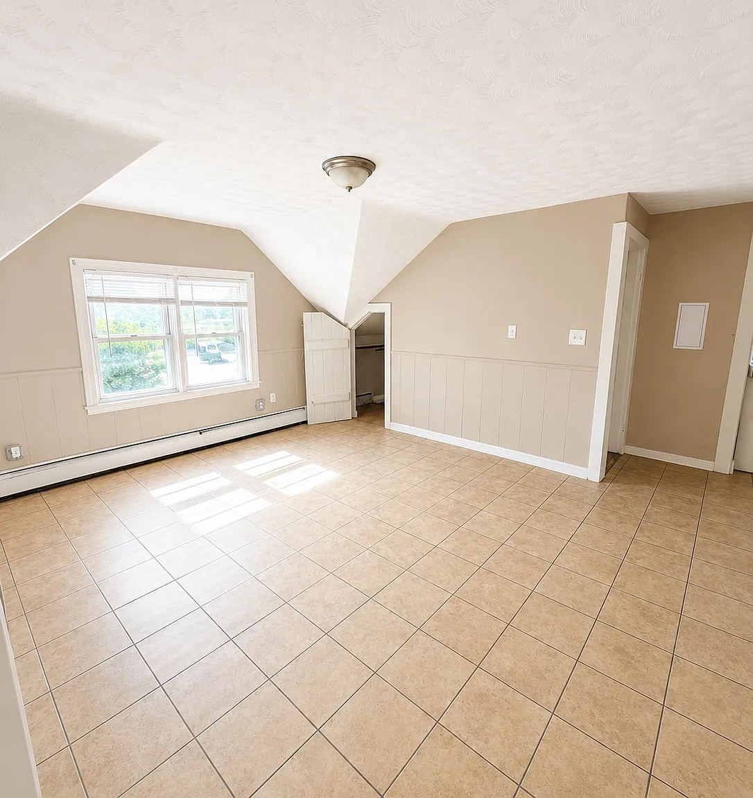 2 bed, $1,800 — Photo 2