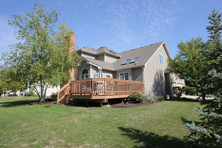 2404 Leverenz Rd photo 1