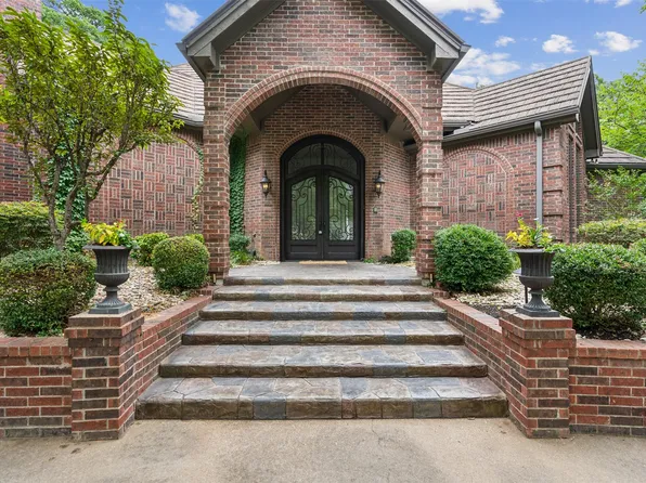 4801 Green Oaks Dr, Colleyville, TX 76034