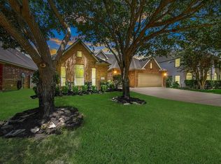 3006 Brannon Hill Ln, Sugar Land, TX 77479
