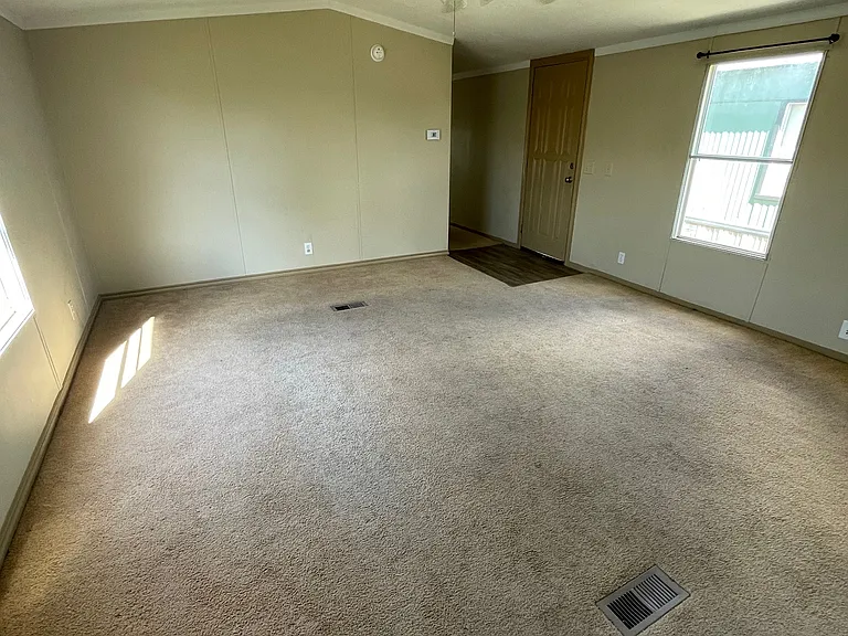 31363 Wisteria Rd — Photo 11