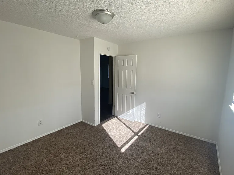 2629 E Uintah St #C — Photo 11