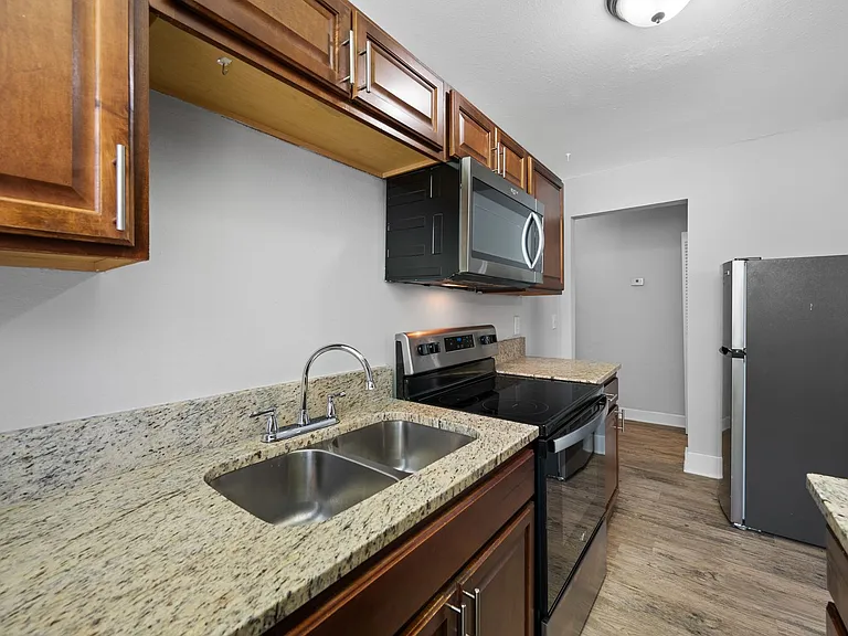 1403 S Bay Villa Pl — Photo 23
