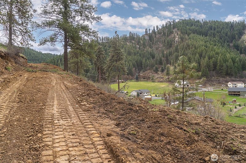 2nd image of 4681 Brisky Canyon Road
