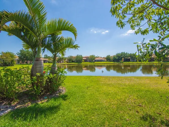 2785 Grand Isle Way SW, Vero Beach, FL 32968