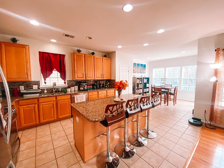 4219 Sonia Ct — Photo 8