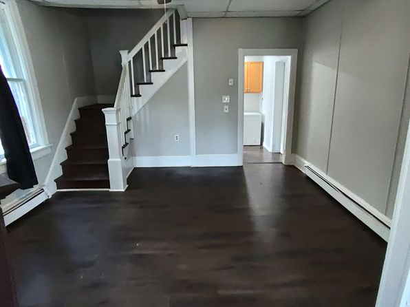 215 S Main St #C