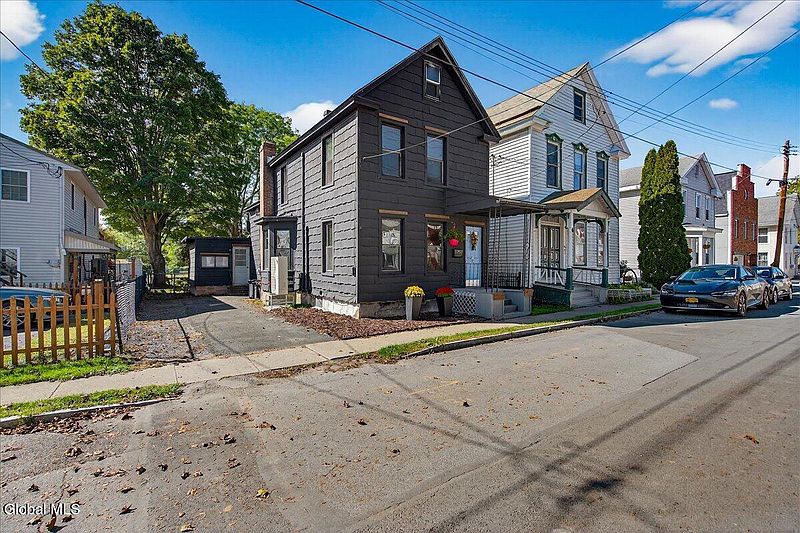 5th image of 44 South Street