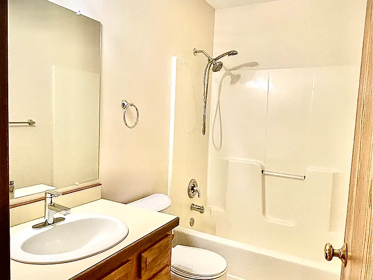 3601 Farmview Cir — Photo 7