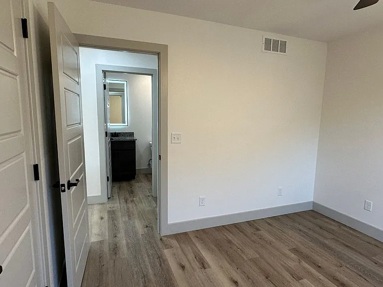 932 Cottage Hill Way — Photo 62