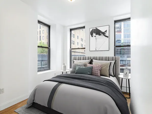 457 West 17th Street image 3 of 5