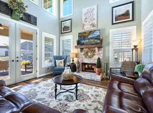 258 Saint Andrews Dr E, Mabank, TX 75156