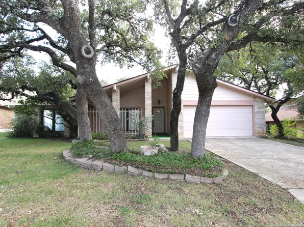 8511 OAK FENCE ST, San Antonio, TX 78251