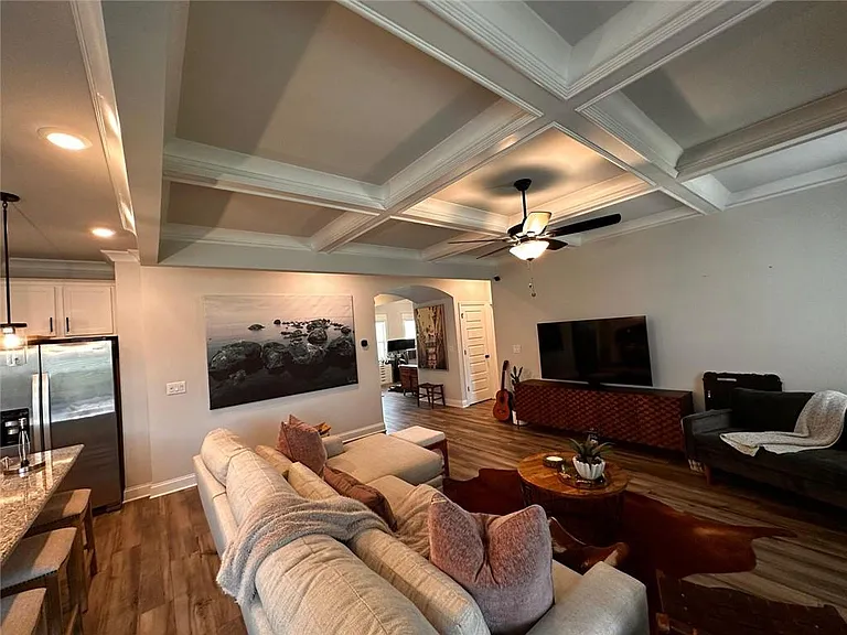325 Sterling Creek Way — Photo 12