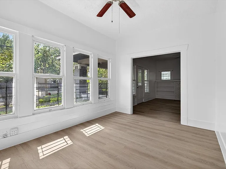 1607 Holman St — Photo 14
