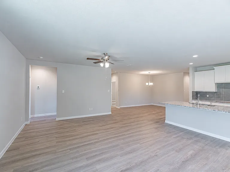 28503 Hannahs Harbor Ln — Photo 16