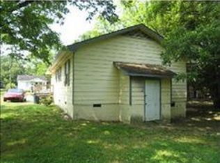 517 E Rock Spring St, Henderson, NC 27536