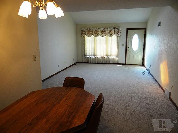 5th image of 1135 6th St SW #2