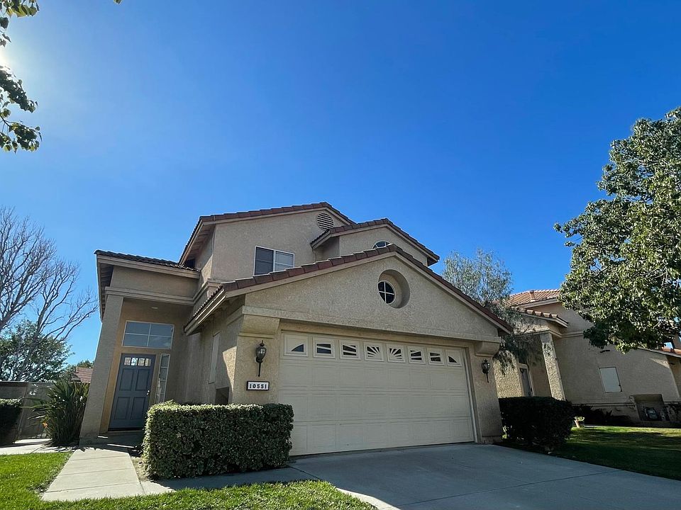 1st image of 10551 Oakdale Dr