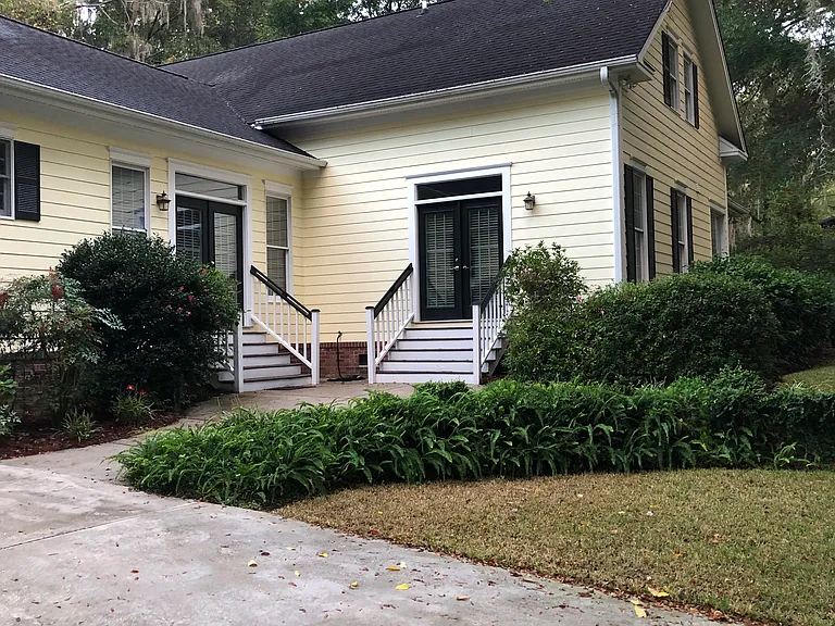 15 Morven Ln #15 — Photo 2