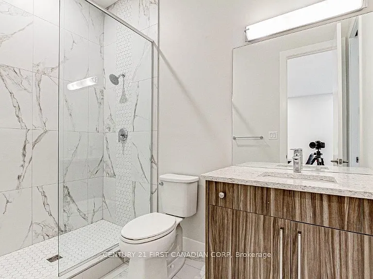 1696 Fiddlehead Pl #400 — Photo 10