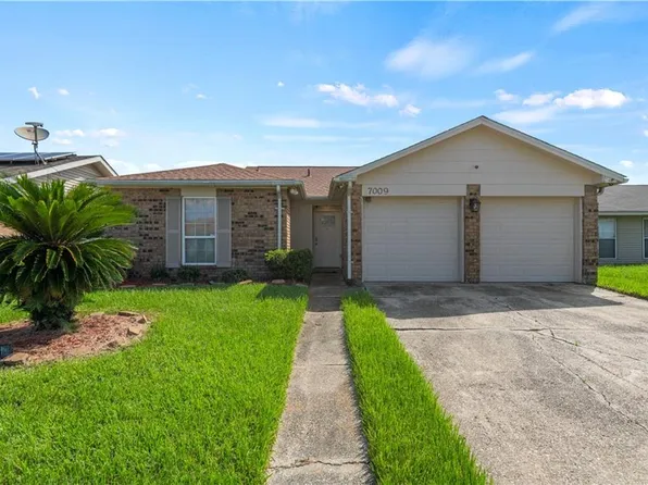 7009 Pinebrook Dr, New Orleans, LA 70128