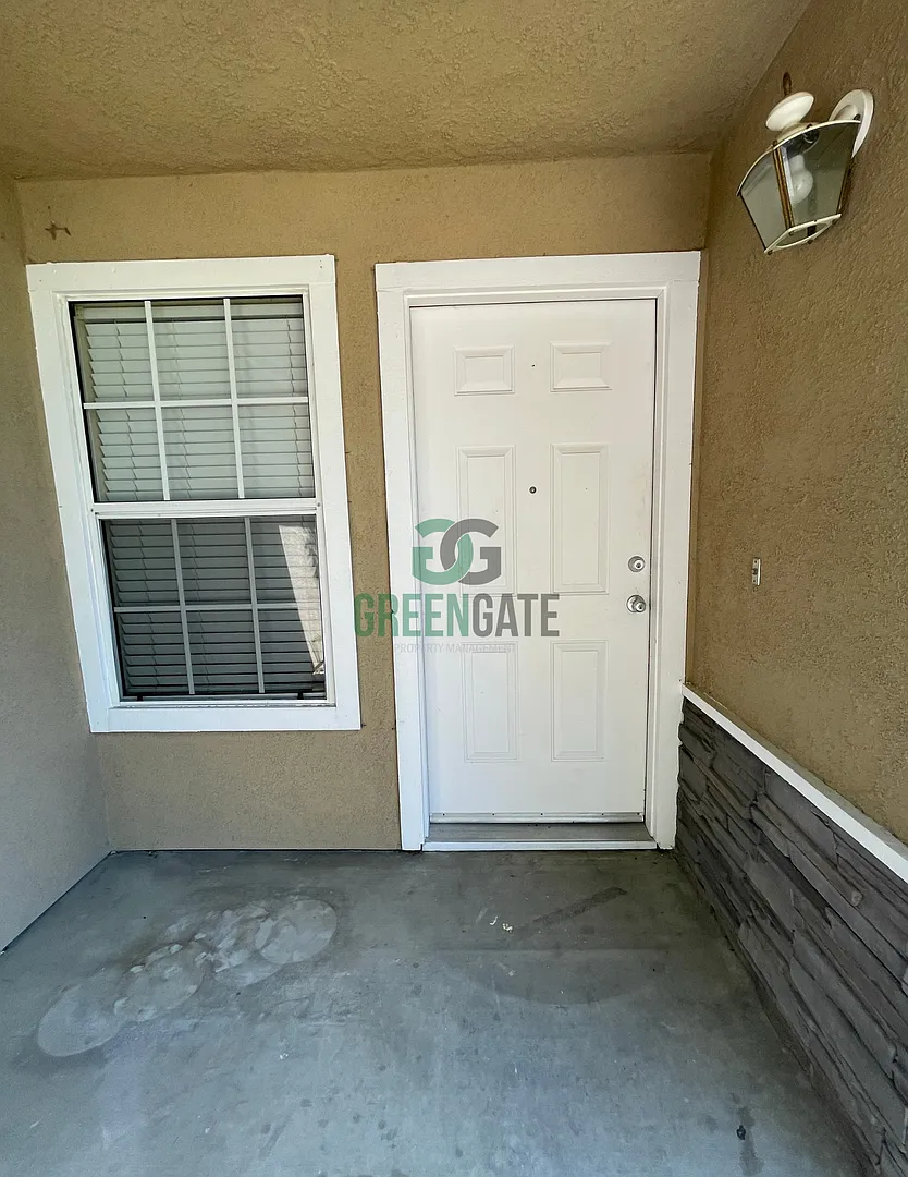 Make This Beautiful Home Yours Today! 3 Bedroom, 2 Bathroom! — Photo 3