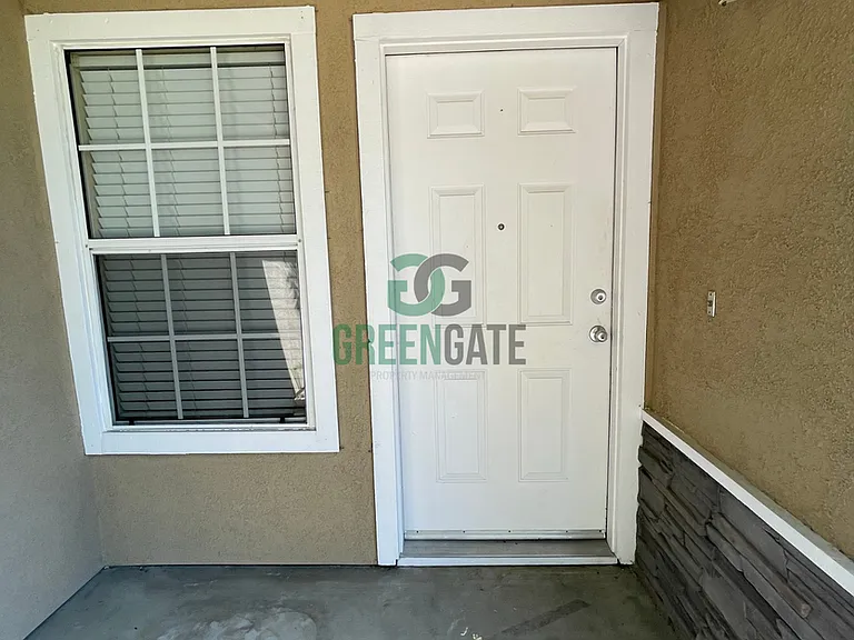 1660 Etta Way — Photo 3