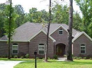 2 Saint Charles Pl, Daphne, AL 36526