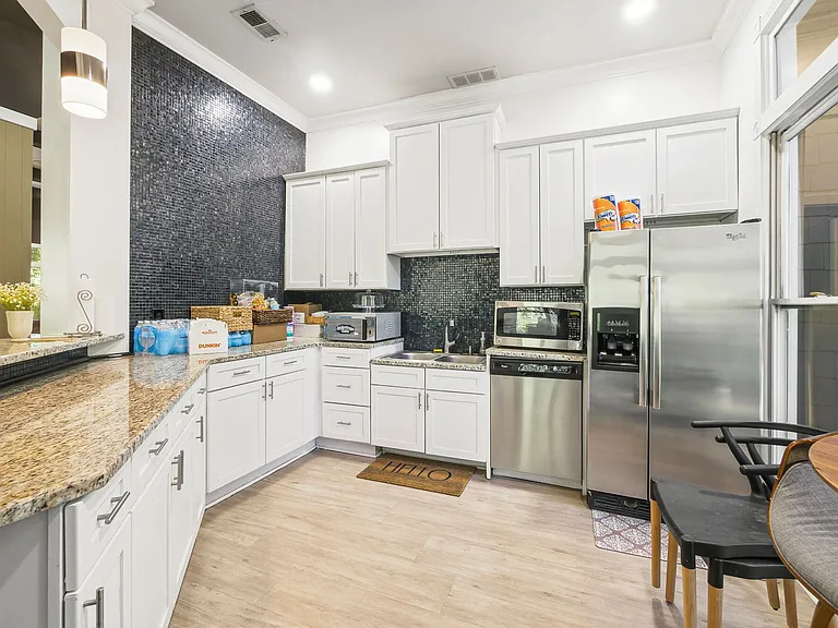 Community Kitchen and Lounge