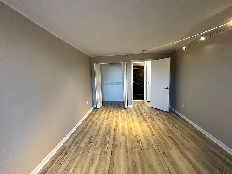 98 Wells St #401 — Photo 7