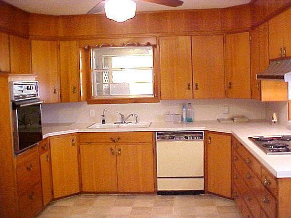 2nd image of 1211 Avenue G