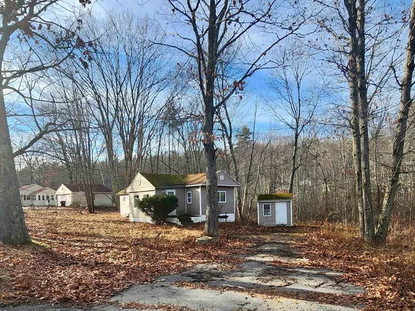 335 Raymond Road, Chester, NH 03036