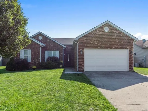 768 Emerald Green Dr, O Fallon, IL 62269