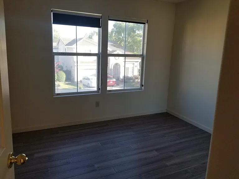 733 Ashton Oaks Way — Photo 5