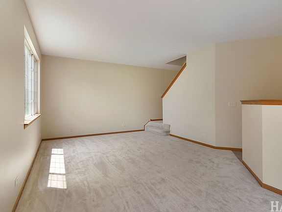 5th image of 669 Morris Ct