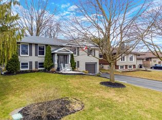 34 Leslie Ave, Cambridge, ON N1S 4N7