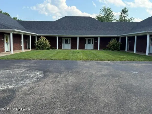 105D Twin Oaks Dr, Bardstown, KY 40004
