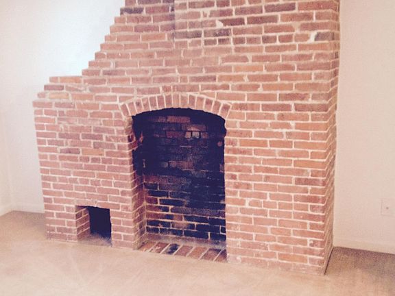fireplace in liv room