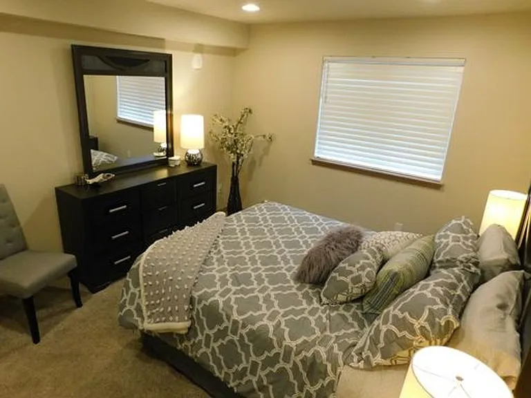5915 Lake Grove St SW — Photo 14