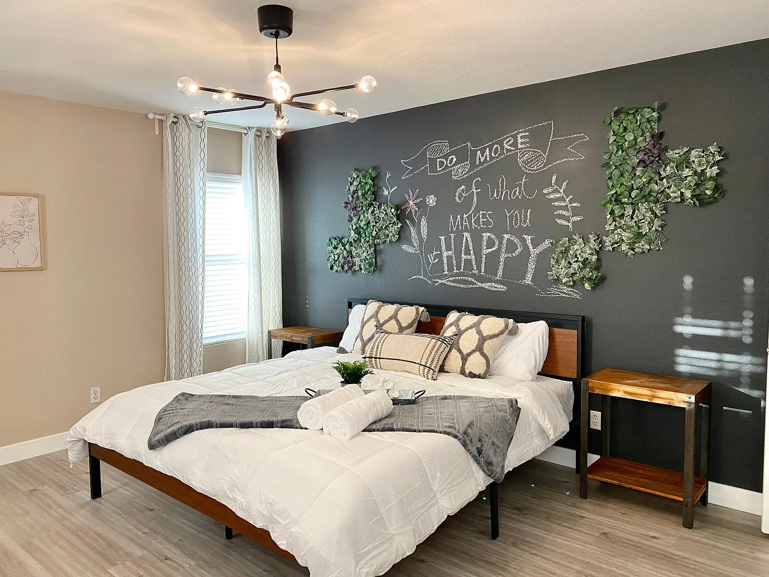4 bed, 3236 sqft, $7,300 — Photo 3
