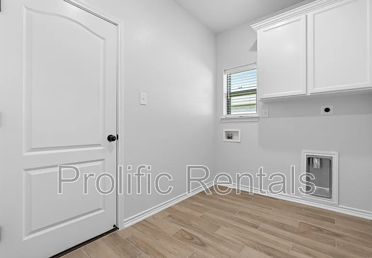 507 Tooter St — Photo 16