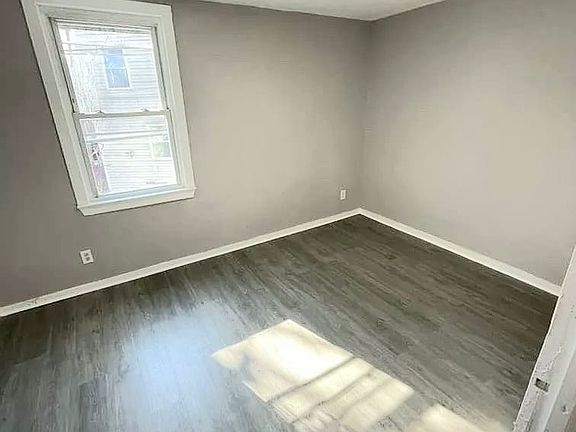 2nd image of 144 4th Ave #3