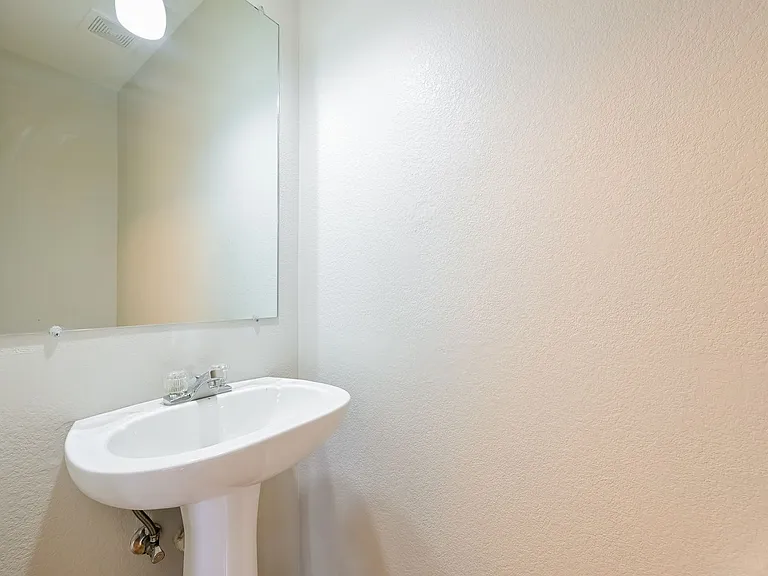 9605 Parramatta Pl — Photo 10